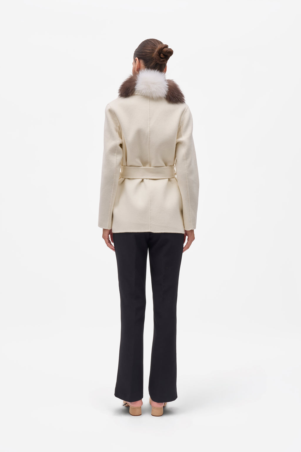 The Grosvenor - Cream