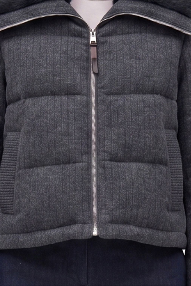 SLEEK FRONT ZIP
