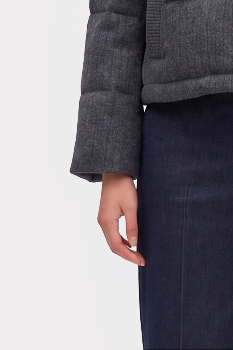 WIDE PUFFER SLEEVES