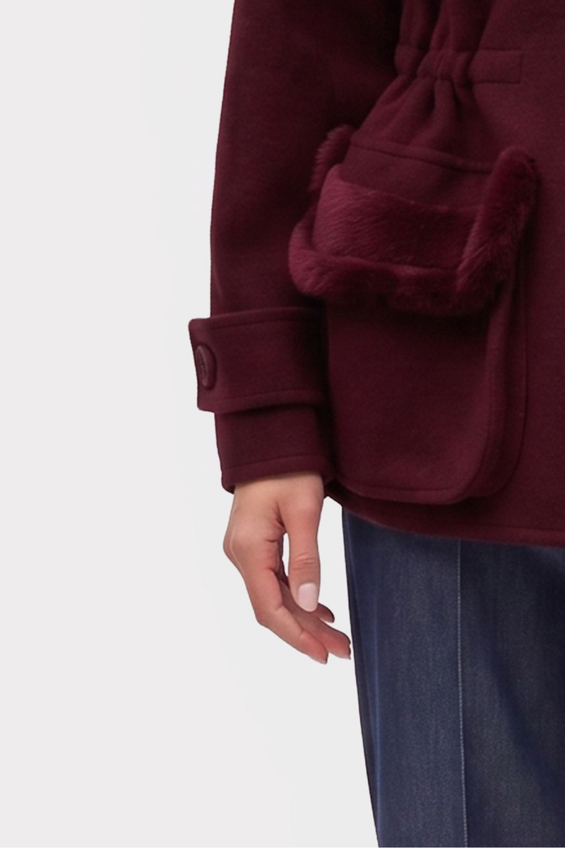 TABBED SLEEVE CUFFS