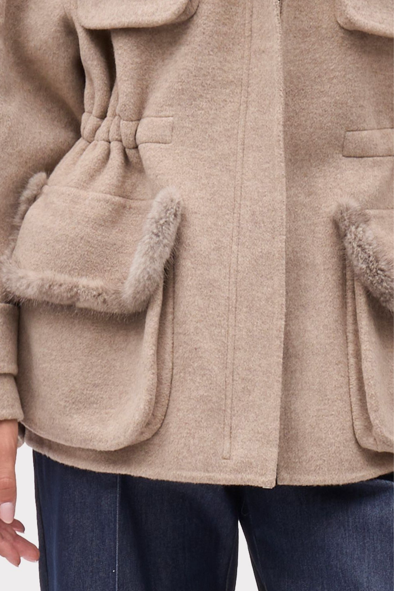 GUSSETED PATCH POCKETS & ADJUSTABLE WAIST