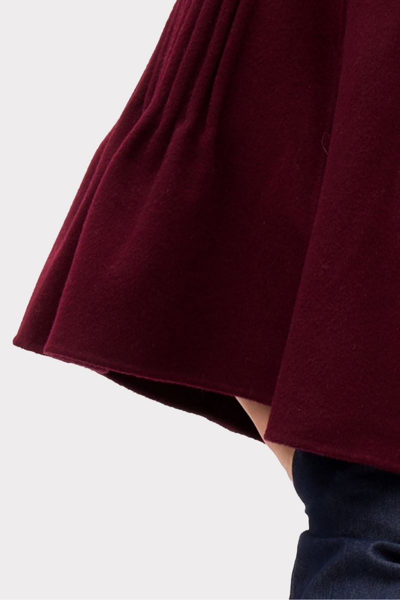 FRONT SLEEVE SLIT