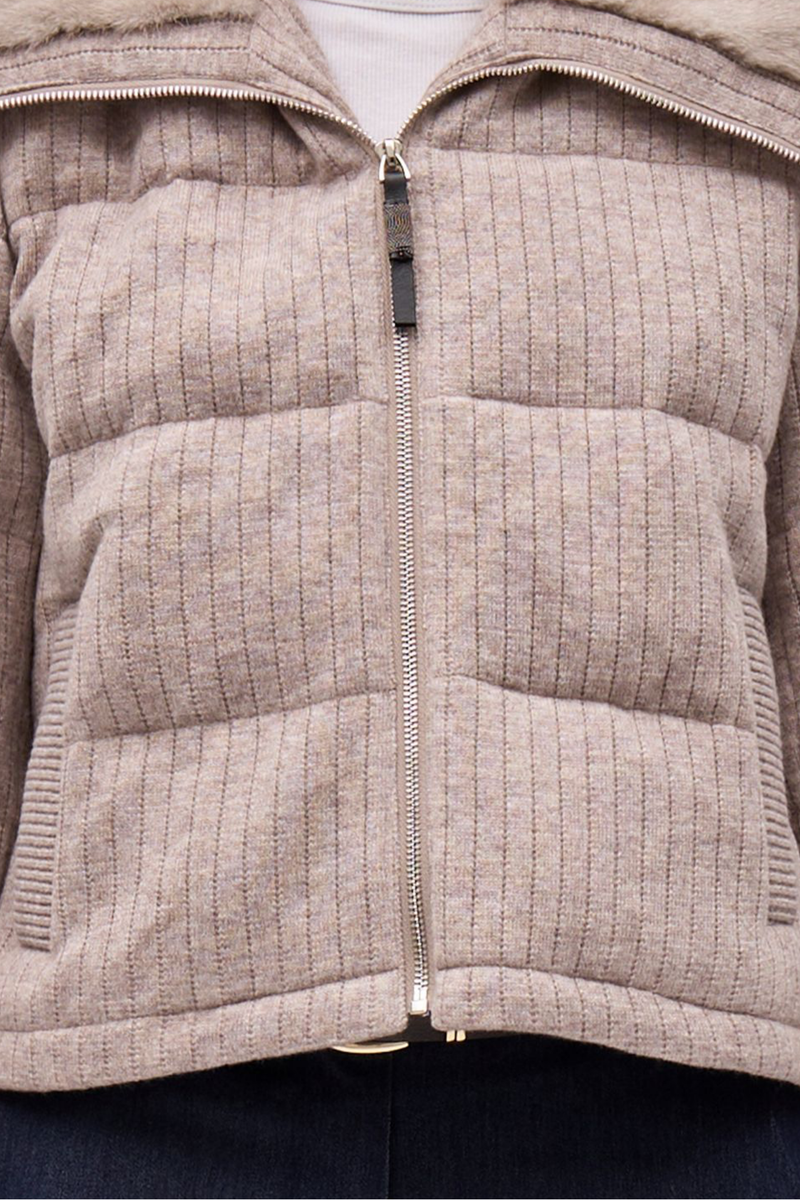 SLEEK FRONT ZIP