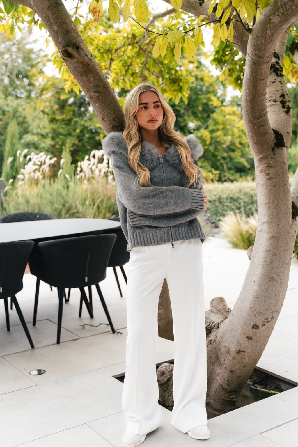 The Cannes - Grey