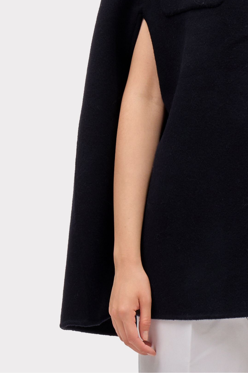 DOUBLE WELT SLEEVE OPENINGS