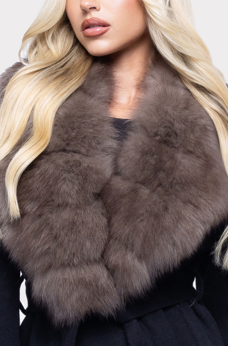 FULL LAYERED FUR COLLAR