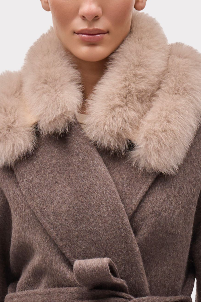 LAYERED FUR COLLAR