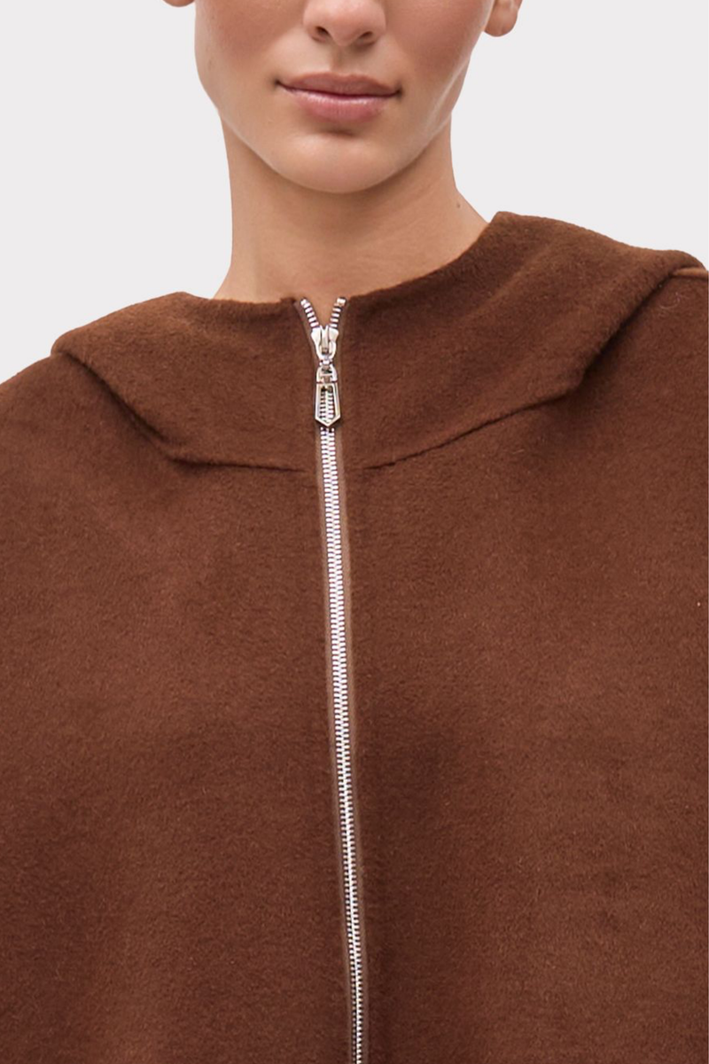 EXPOSED ZIP COLLAR