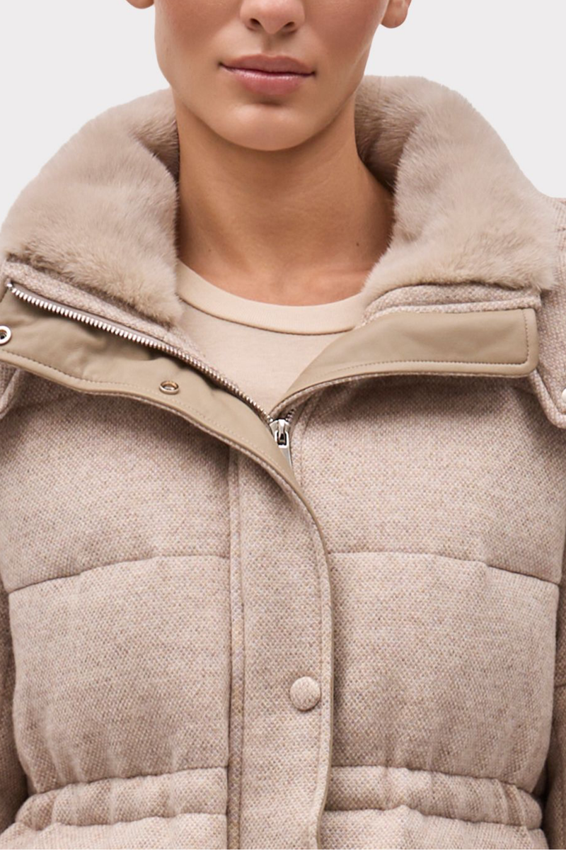 FUR-TRIMMED COLLAR & DETACHABLE HOOD