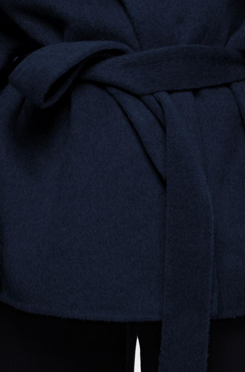 SIGNATURE SELF-TIE BELT